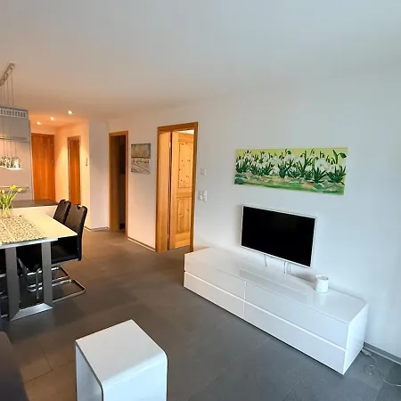 5-sterne Lage - Gleich Bei Den Bergbahnen * Laax